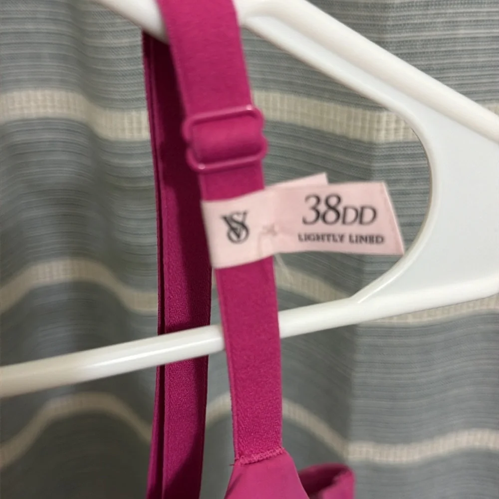 Victoria's Secret Pink Bra nwt - Picture 3 of 5